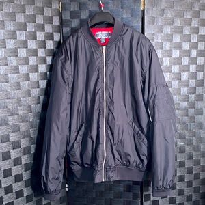 Nice Sleek Courage brand 💣 Bomber Jacket 🔥